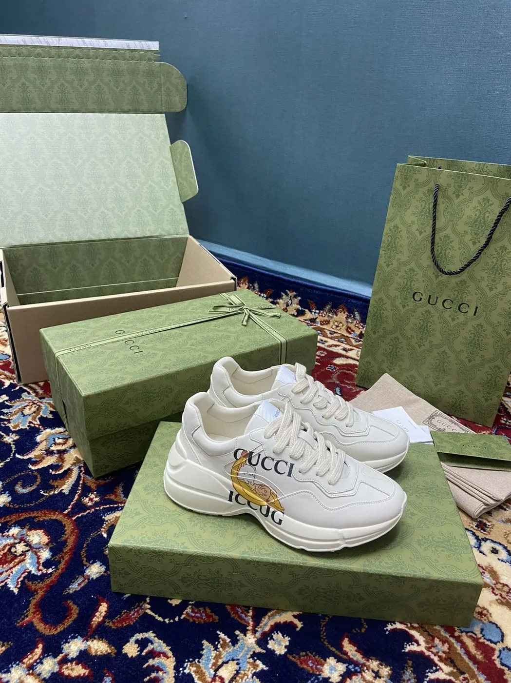 Gucci Rhyton Sneakers With Bananya White Ivory -2SH00-9522a Gucci Rhyton Sneakers With Bananya White Ivory -2SH00-9522a