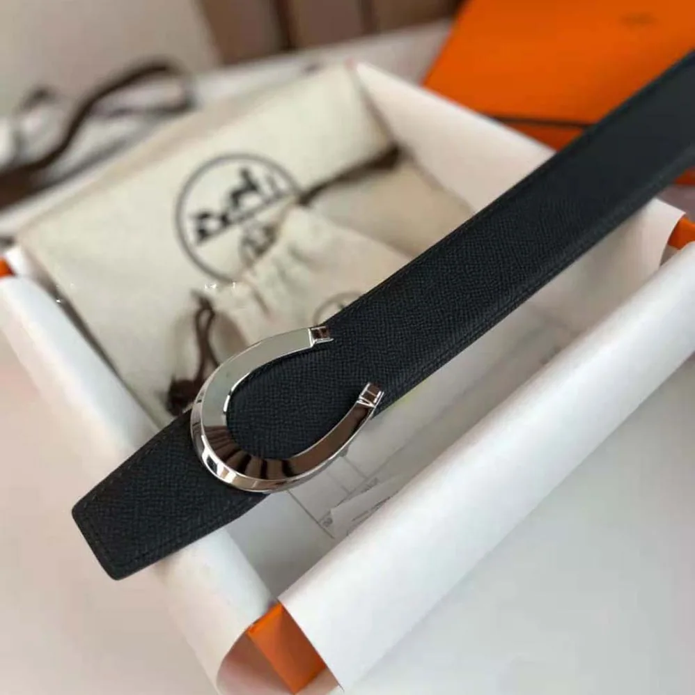 Hermes Luck Belt Buckle & Reversible Leather Strap 38 mm for Men in Black