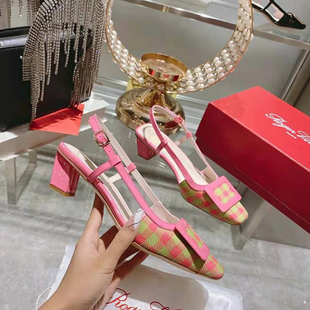 Roger Vivier Belle Vivier Lacquered Buckle Slingback Pumps in Fabric for Women in Pink Roger Vivier Belle Vivier Lacquered Buckle Slingback Pumps in Fabric for Women in Pink