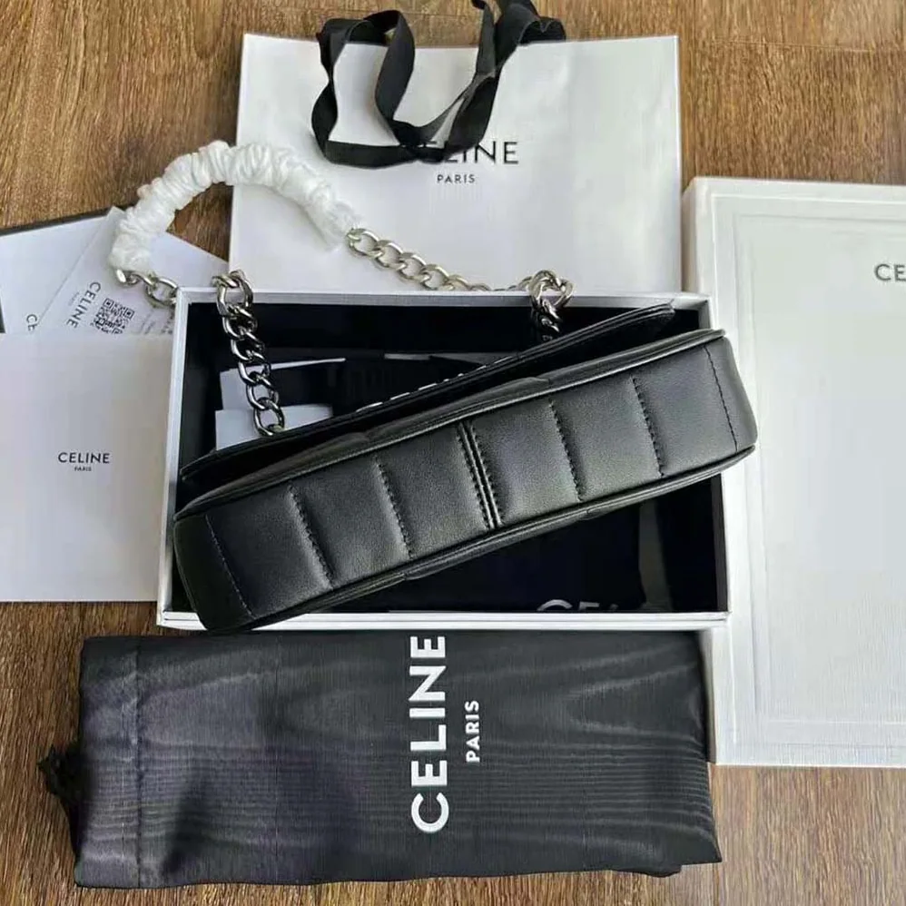 Celine Chain Shoulder Bag Matelasse Monochrome Celine in Quilted Goatskin for Women in Silver Celine Chain Shoulder Bag Matelasse Monochrome Celine in Quilted Goatskin for Women in Silver