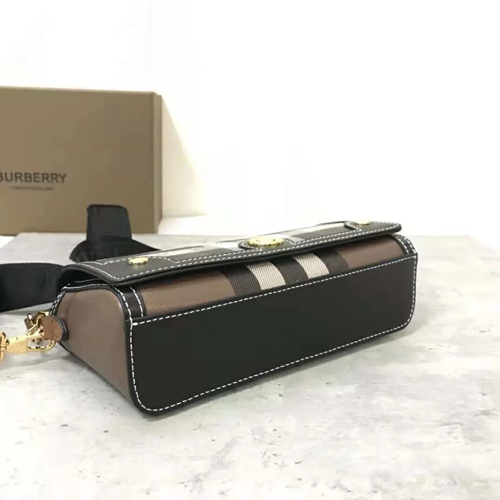Burberry Top Handle Note Bag with Logo for Women in engraved Studs