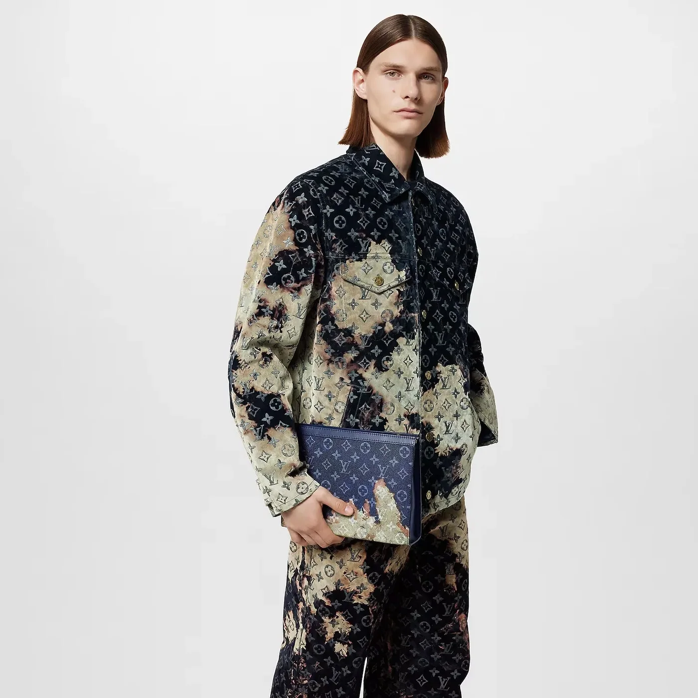 Louis Vuitton Pochette Voyage Pouch / Ink Blue Monogram Bleach Canvas Gold Hardware Louis Vuitton Pochette Voyage Pouch / Ink Blue Monogram Bleach Canvas Gold Hardware