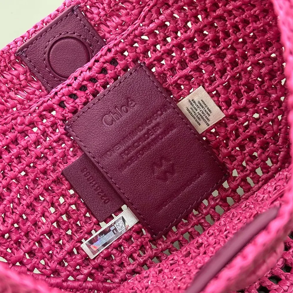 Chloe Summer Banana Hobo Bag In Raffia for Women in Rose