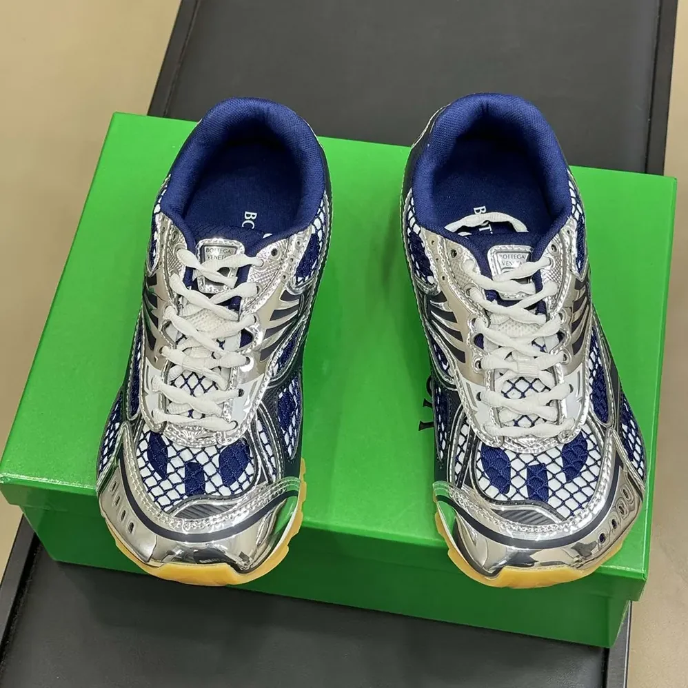 Bottega Veneta Orbit Sneaker for Unisex in Navy
