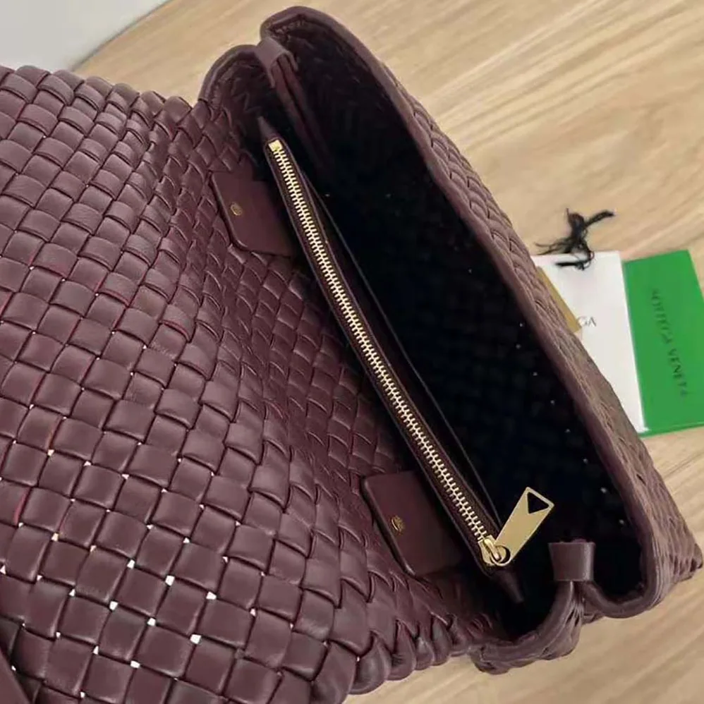 Bottega Veneta Patti Top Handle Bag in Lambskin for Women in Maroon Bottega Veneta Patti Top Handle Bag in Lambskin for Women in Maroon