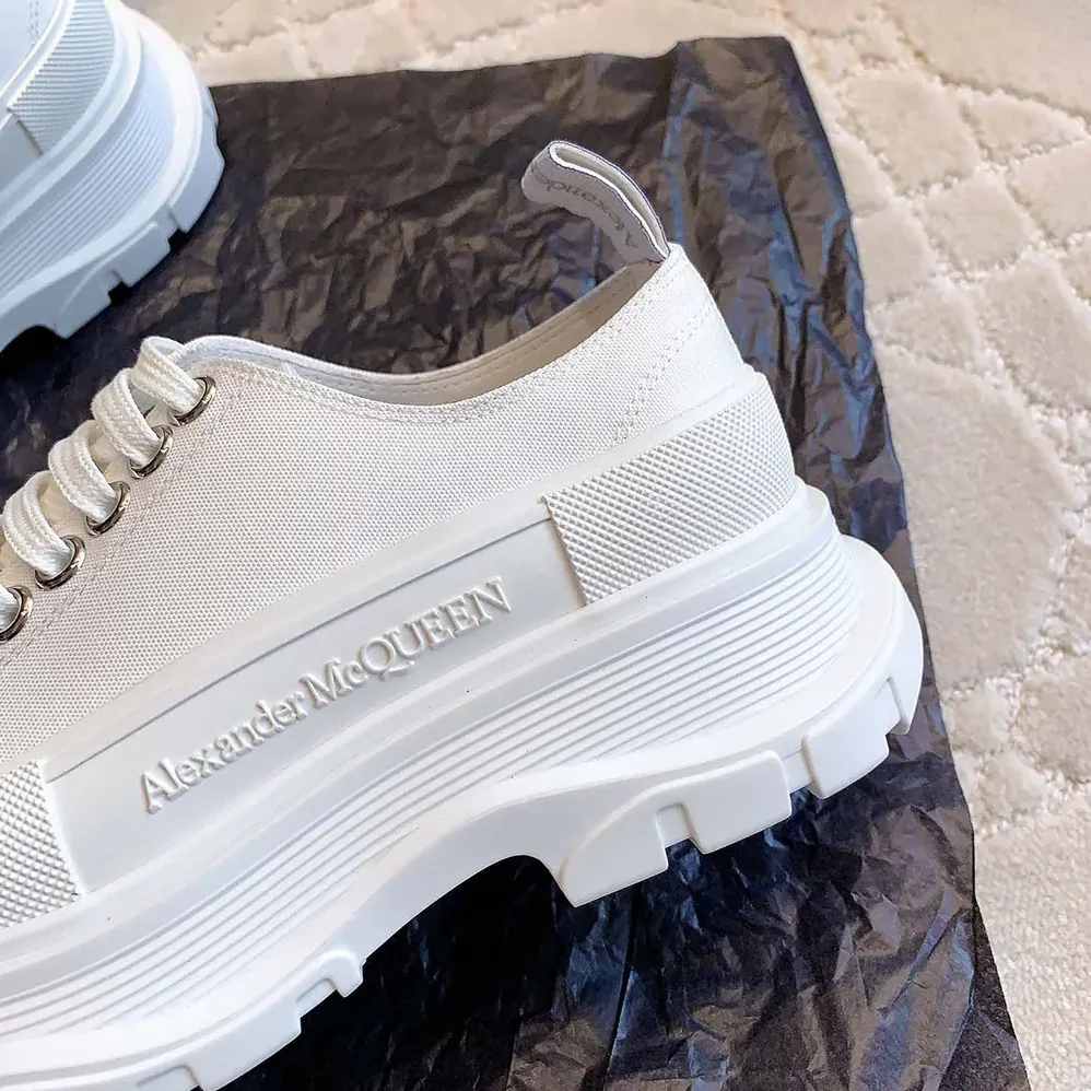 Alexander Mcqueen Tread Slick Lace Up in White for Unisex