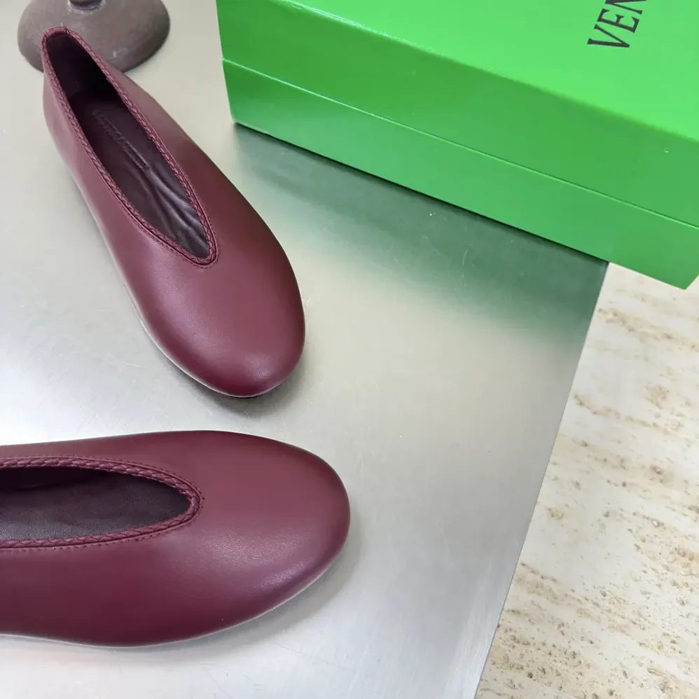 Bottega Veneta Rosa Ballerina for Women in Dark Apple Candy Bottega Veneta Rosa Ballerina for Women in Dark Apple Candy