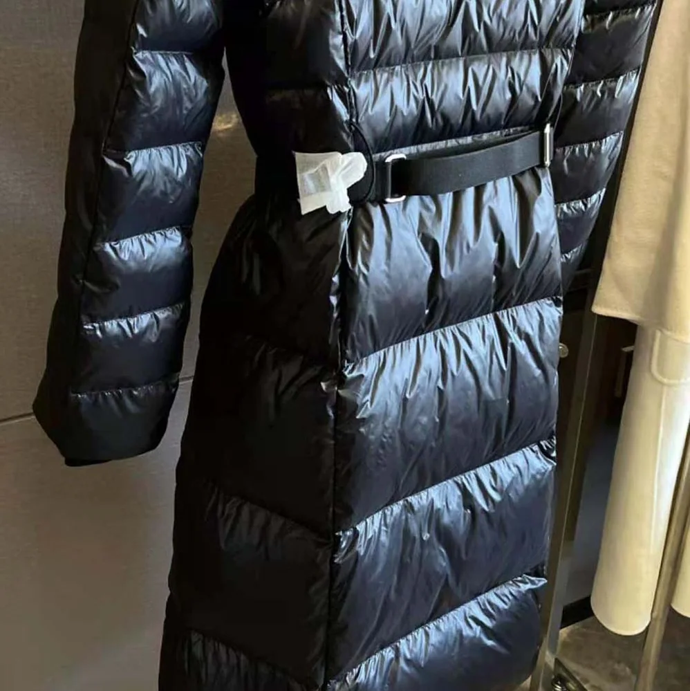 Burberry Contrast Hood Nylon Mid for Women in Length Puffer Coat Burberry Contrast Hood Nylon Mid for Women in Length Puffer Coat