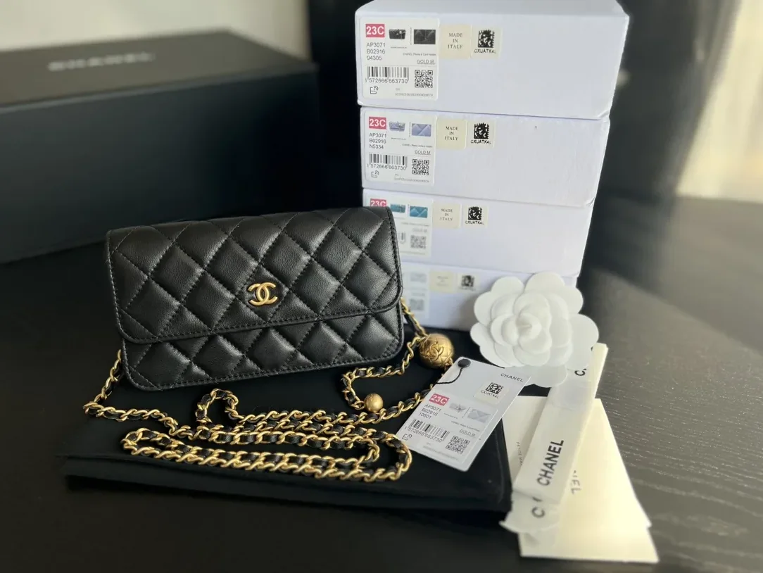 Chanel CC Wallet On Chain Bag Black /