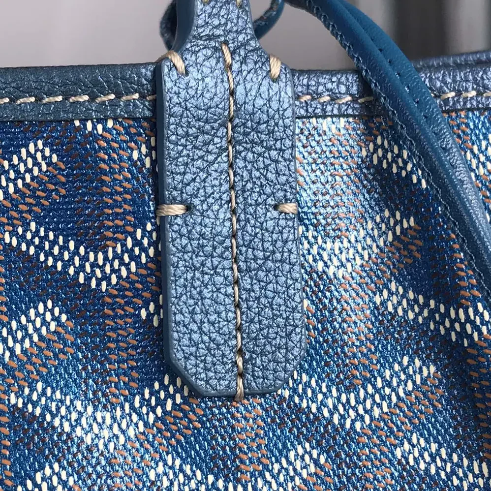 Goyard Saint Louis GM bag for Unisex in Pearly Blue