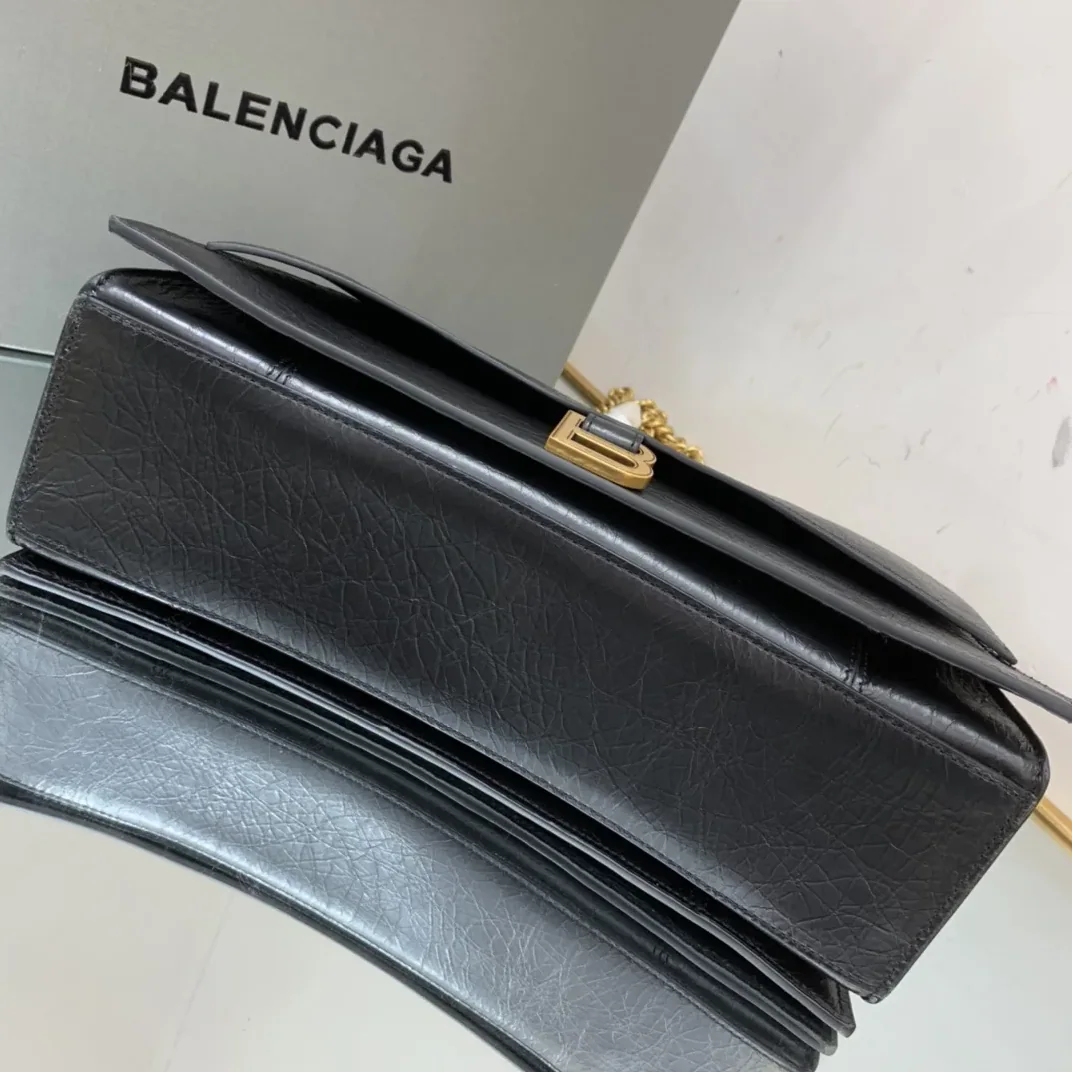 Crush Medium Chain Bag In Black /