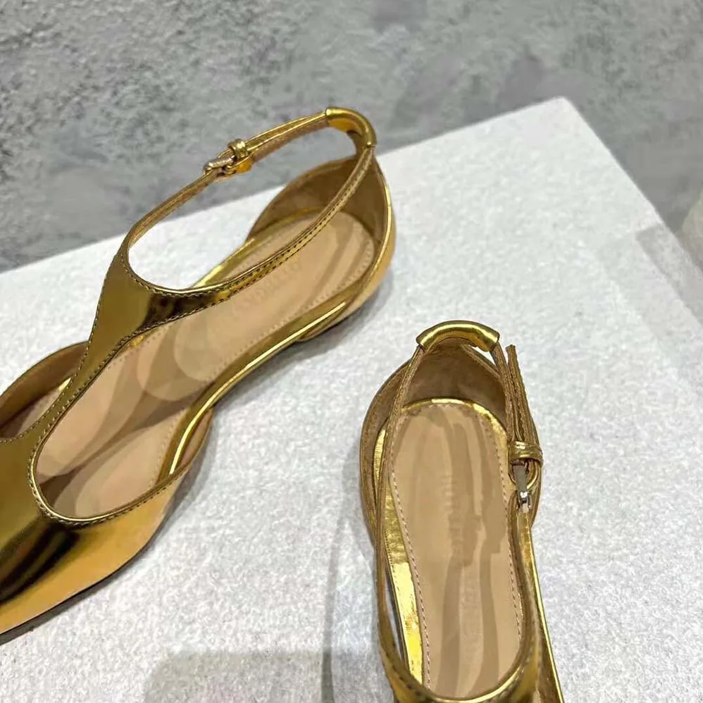 Bottega Veneta Rocket T-Bar Ballerina Flat Laminated Leather T-Bar Ballerina for Women in Gold Bottega Veneta Rocket T-Bar Ballerina Flat Laminated Leather T-Bar Ballerina for Women in Gold