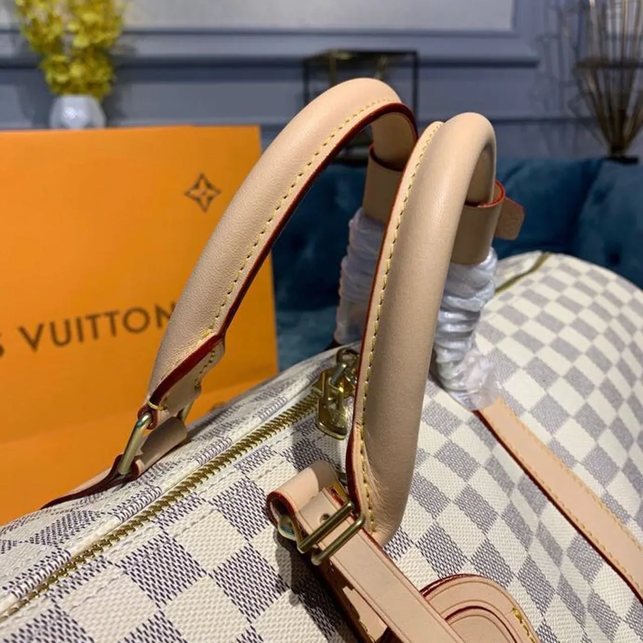 Louis Vuitton Keepall Bandouliere 55 Travel Bag in Damier Azur Gold Hardware Louis Vuitton Keepall Bandouliere 55 Travel Bag in Damier Azur Gold Hardware