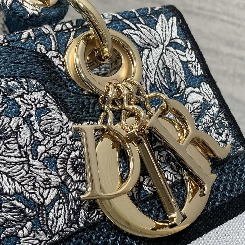 Dior Medium Lady D-Lite Bag Latte Embroidery with Blue Dior Around the World Motif for Women Dior Medium Lady D-Lite Bag Latte Embroidery with Blue Dior Around the World Motif for Women