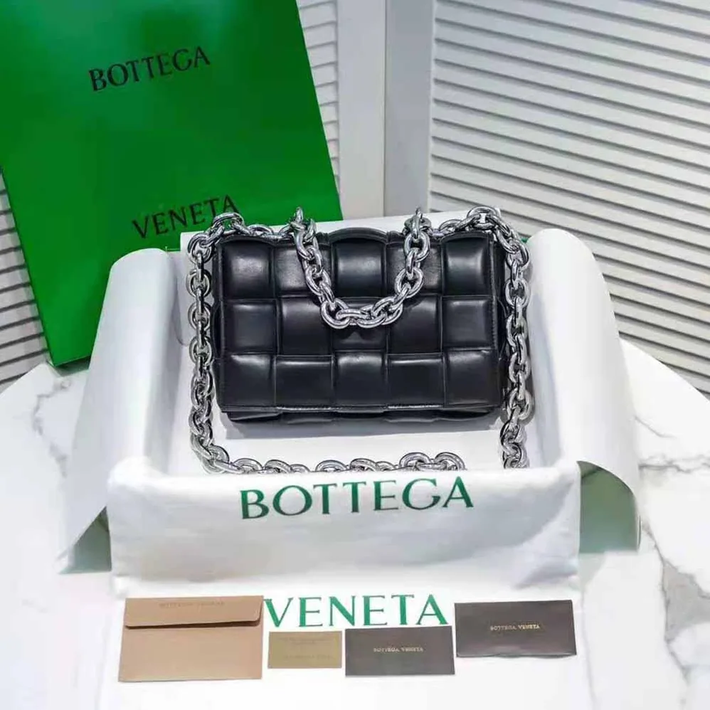 Bottega Veneta Chain Cassette Padded Intrecciato Leather Crossbody Bag for Women in Black Bottega Veneta Chain Cassette Padded Intrecciato Leather Crossbody Bag for Women in Black