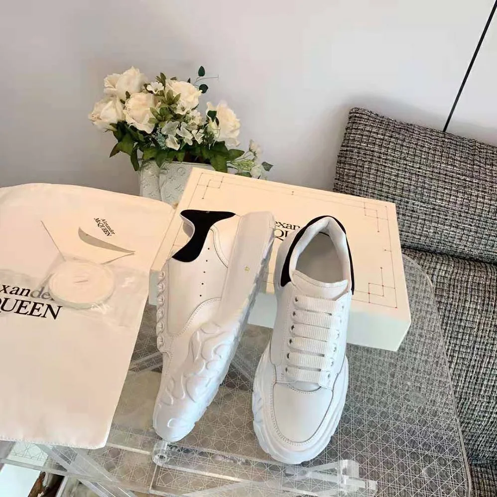 Alexander Mcqueen Court Trainer in White for Unisex in Black Alexander Mcqueen Court Trainer in White for Unisex in Black