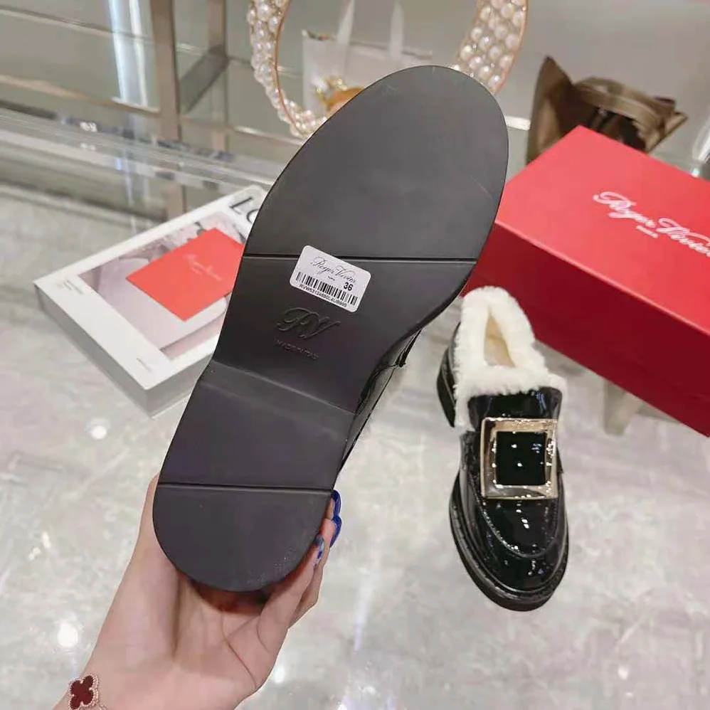 Roger Vivier Viv' Rangers Metal Buckle Fur Loafers in Patent Leather for Women Roger Vivier Viv' Rangers Metal Buckle Fur Loafers in Patent Leather for Women
