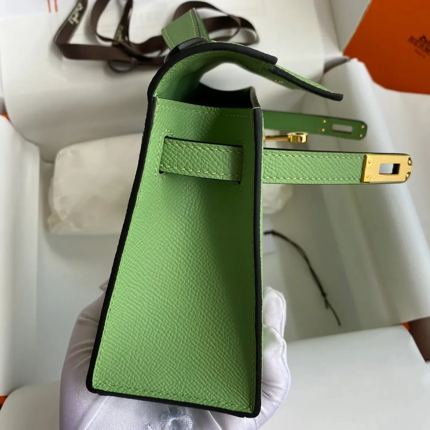 Hermes Kelly Pochette Top Handle Bag in Green Epsom Gold Hardware