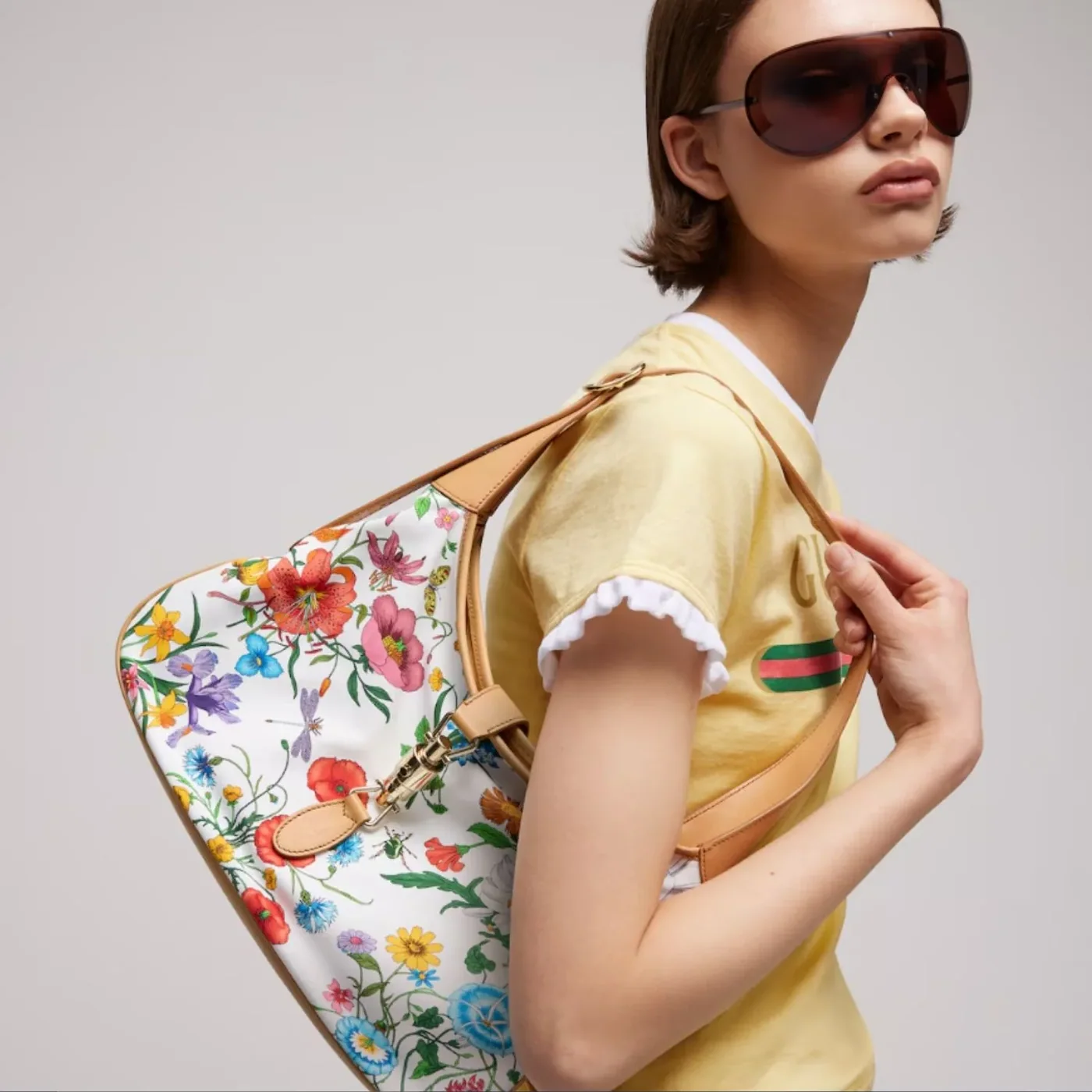 Gucci Jackie 1961 Medium Shoulder Bag in White/ Multicolor Gold Hardware Gucci Jackie 1961 Medium Shoulder Bag in White/ Multicolor Gold Hardware