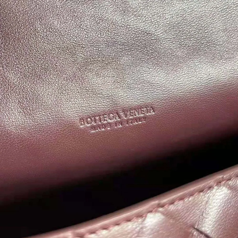 Bottega Veneta Intrecciato Leather Multi Pouch On Strap for Women in Maroon Bottega Veneta Intrecciato Leather Multi Pouch On Strap for Women in Maroon