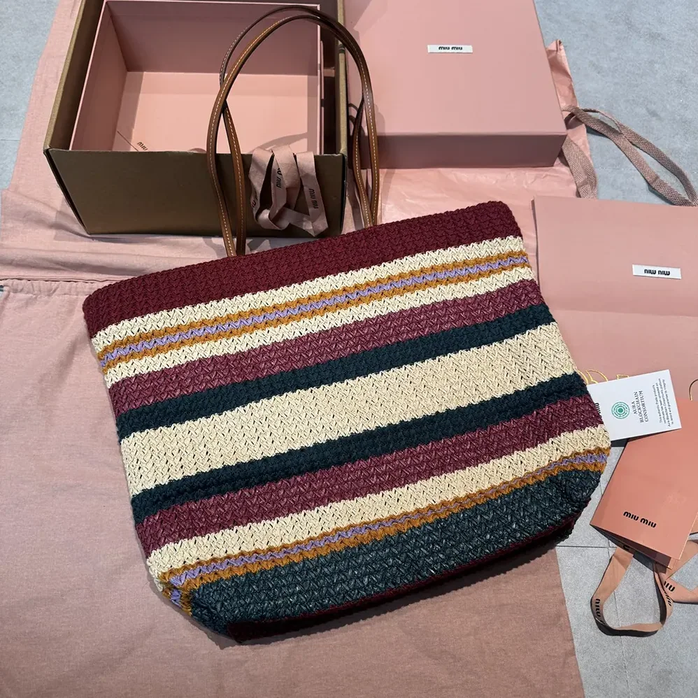 Miu Miu Raffia-effect Woven Tote Bag for Women in Bordeaux