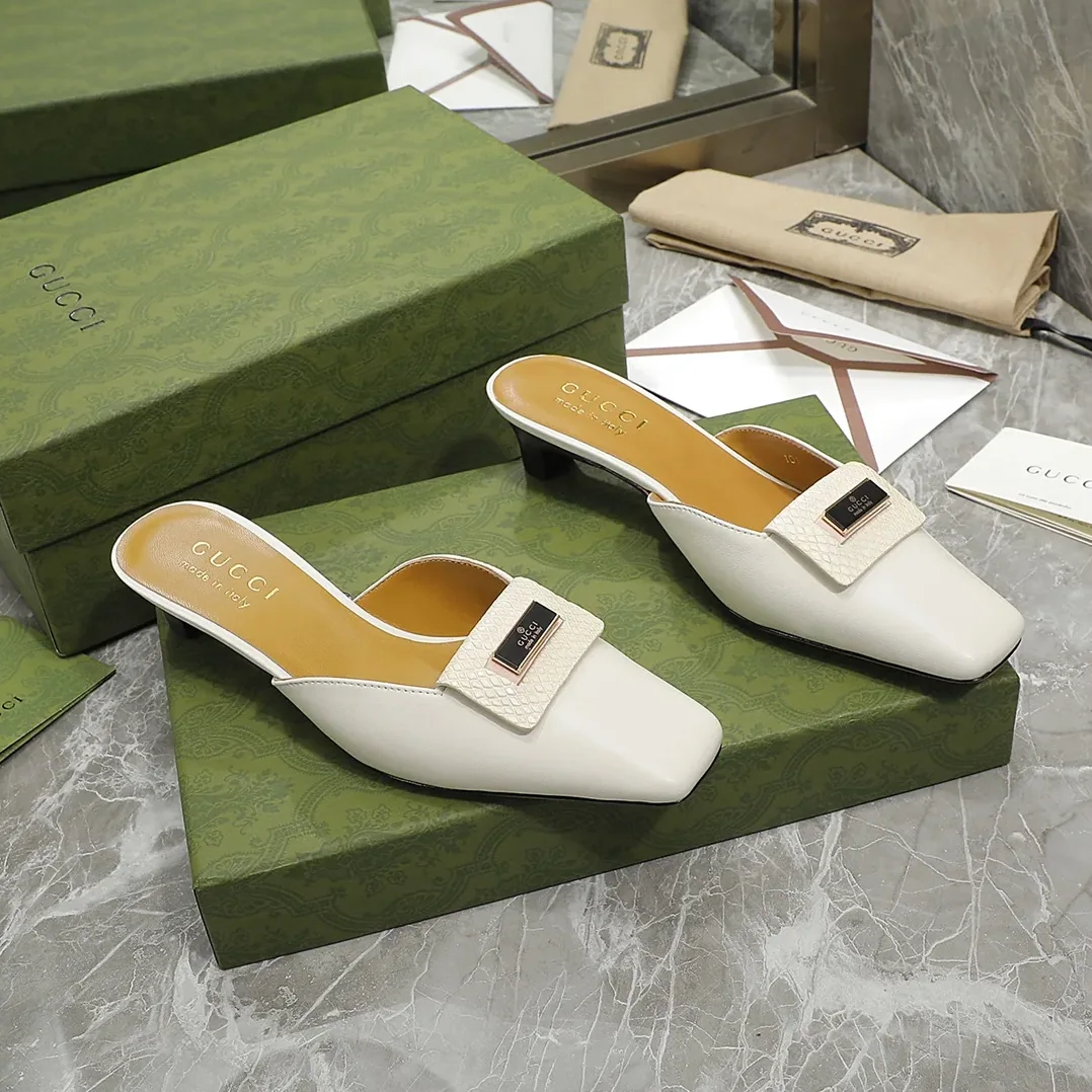 Gucci Slipper Sandals White Gucci Slipper Sandals White