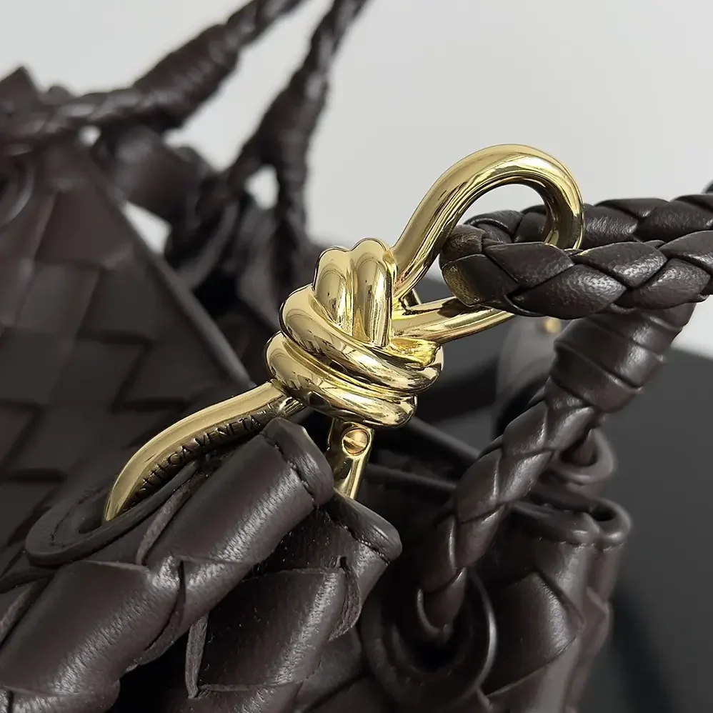 Bottega Veneta Small Andiamo Parachute for Women in Black Bottega Veneta Small Andiamo Parachute for Women in Black