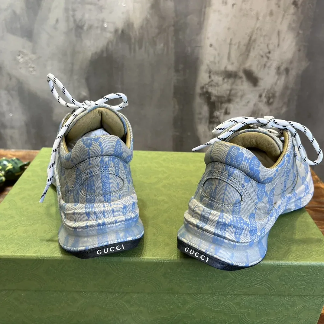 Gucci Run Sneaker Grey