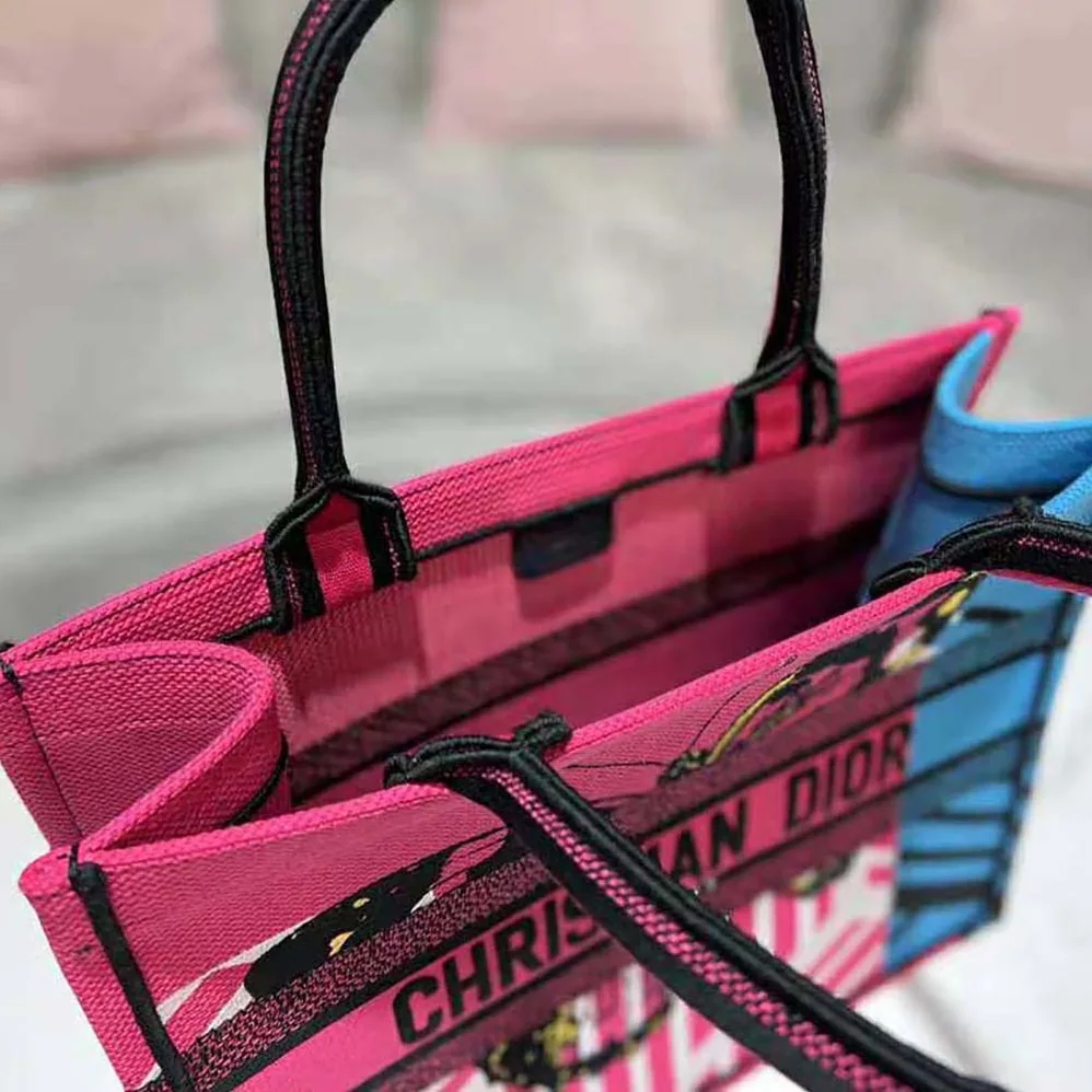 Dior Medium Dior Book Tote Bright Blue and Pink D for Women in Jungle Pop Embroidery Dior Medium Dior Book Tote Bright Blue and Pink D for Women in Jungle Pop Embroidery