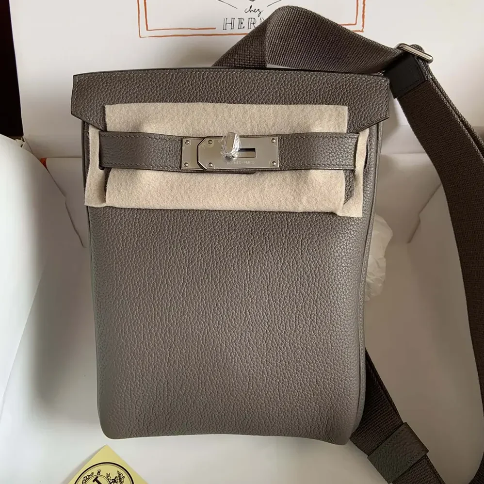 Hermes Hac A Dos PM Backpack for Unisex in Gray