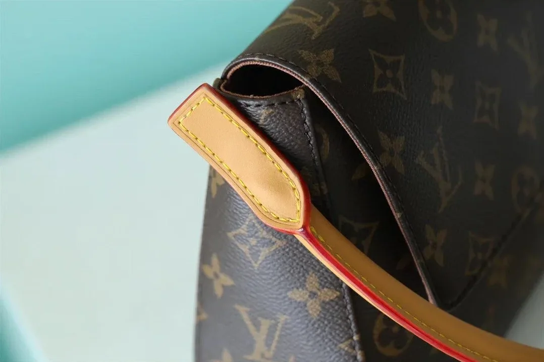 Louis Vuitton Mini Looping Flap Shoulder Bag Monogram in Brown LV Louis Vuitton Mini Looping Flap Shoulder Bag Monogram in Brown LV