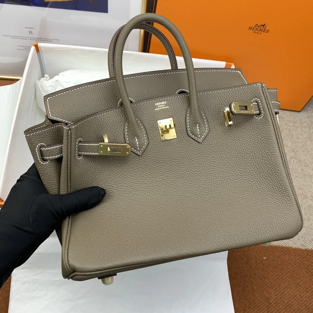 Hermes Birkin Top Handle Bag / Nata Swift Brown Gold Hardware