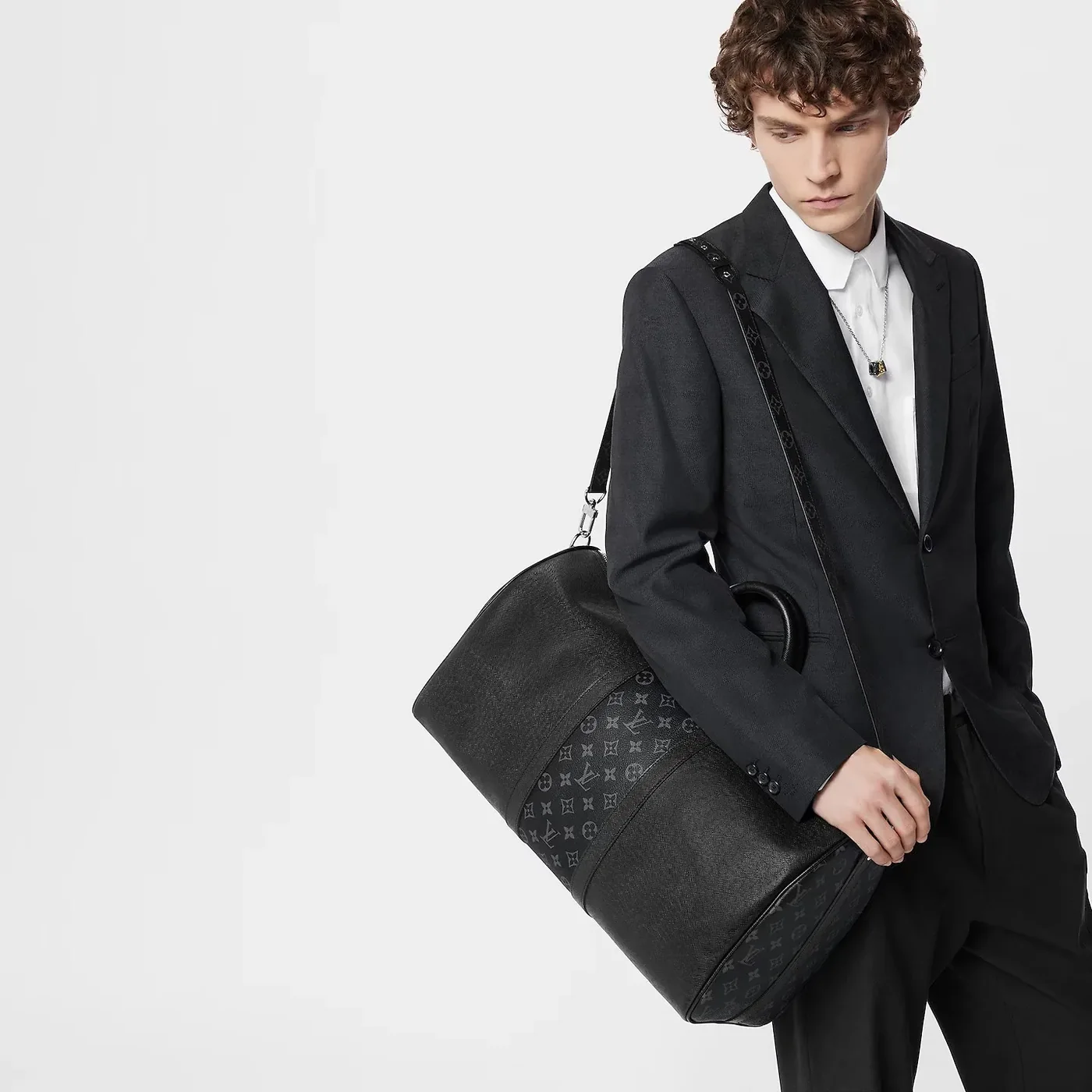 Louis Vuitton Keepall Bandouliere 25 Travel Bag in Black Silver Hardware Louis Vuitton Keepall Bandouliere 25 Travel Bag in Black Silver Hardware