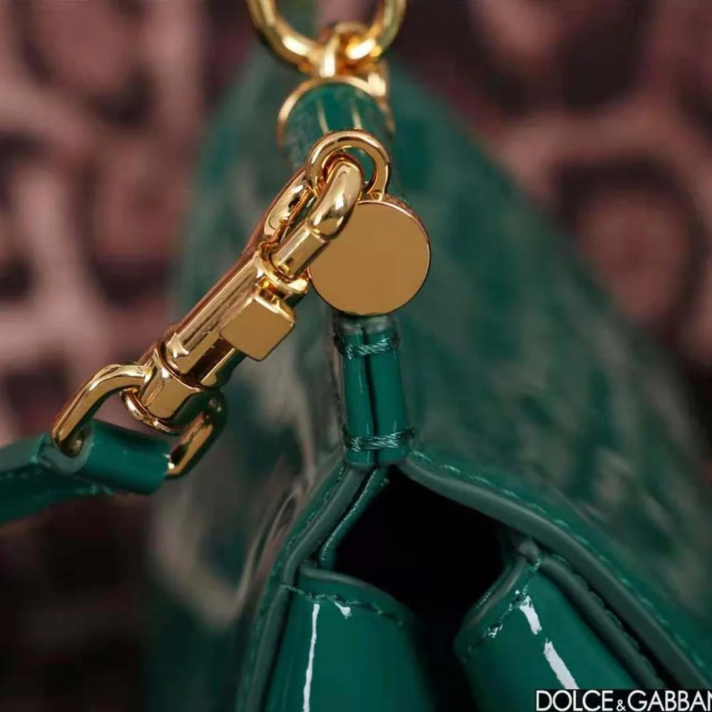 Dolce Gabbana D&G Medium Sicily Handbag for Women in Green Dolce Gabbana D&G Medium Sicily Handbag for Women in Green