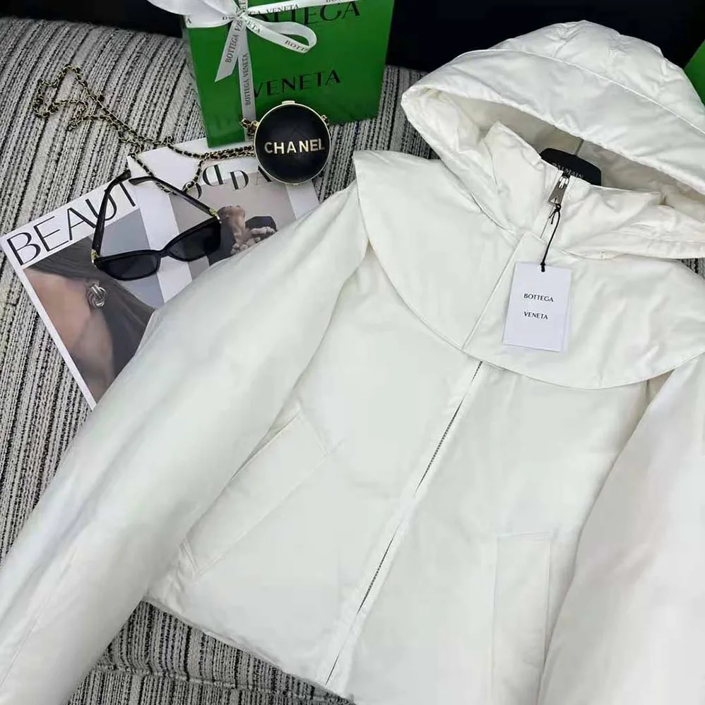 Bottega Veneta Frosted Poplin Puffer Jacket for Women in White