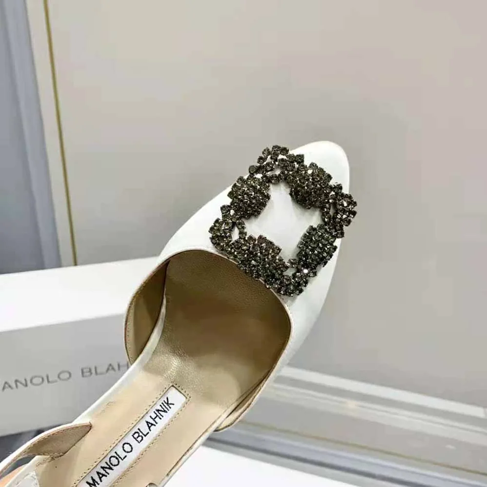 Manolo Blahnik Cream Satin Jewel Buckle Slingback Pumps for Women Manolo Blahnik Cream Satin Jewel Buckle Slingback Pumps for Women