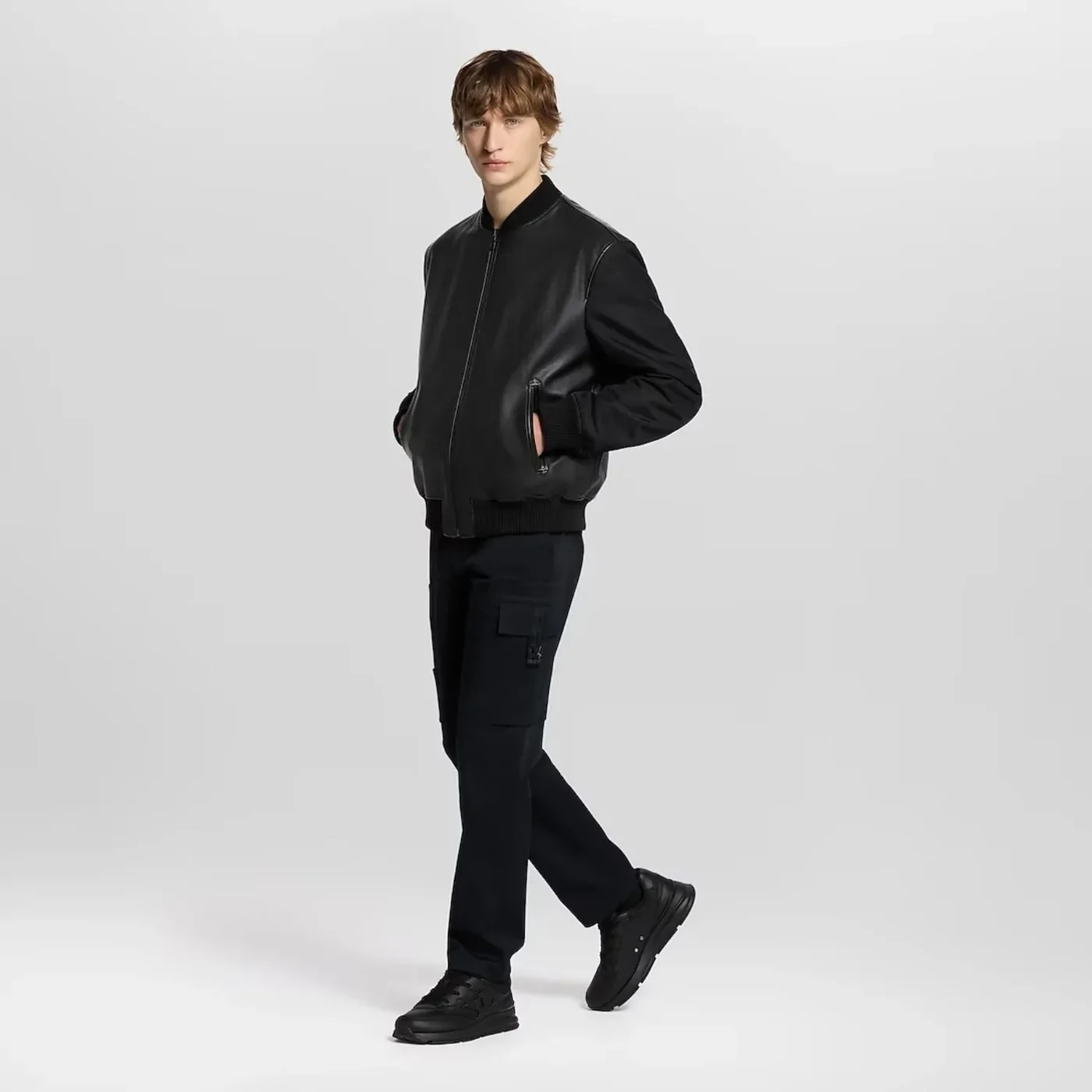 Louis Vuitton LV Classic Sneaker Black - 1AHSSZ Louis Vuitton LV Classic Sneaker Black - 1AHSSZ
