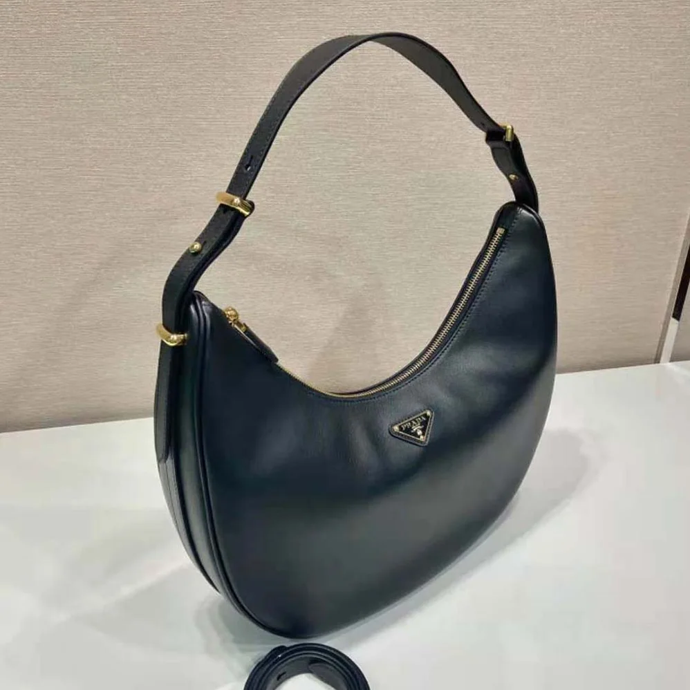 Prada Large Leather Shoulder Bag for Women in Black Prada Large Leather Shoulder Bag for Women in Black