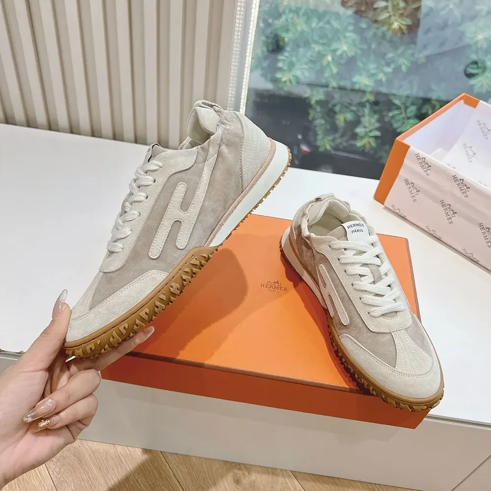 Hermes Jet Sneaker in Technical Canvas and Suede Goatskin for Unisex in Beige Hermes Jet Sneaker in Technical Canvas and Suede Goatskin for Unisex in Beige