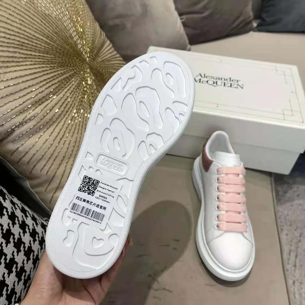 Alexander Mcqueen Oversized Sneaker in Calf Leather for Women in Pink Alexander Mcqueen Oversized Sneaker in Calf Leather for Women in Pink