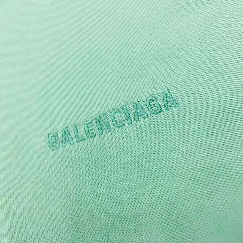 Balenciaga Logo T-shirt Medium Fit in Green for Men Balenciaga Logo T-shirt Medium Fit in Green for Men