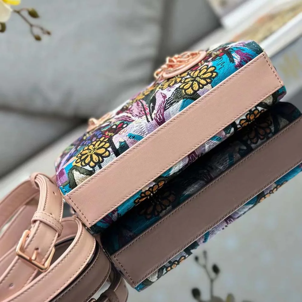 Dior Medium Lady D-joy Bag Beige Multicolor Brocart Embroidery for Women Dior Medium Lady D-joy Bag Beige Multicolor Brocart Embroidery for Women