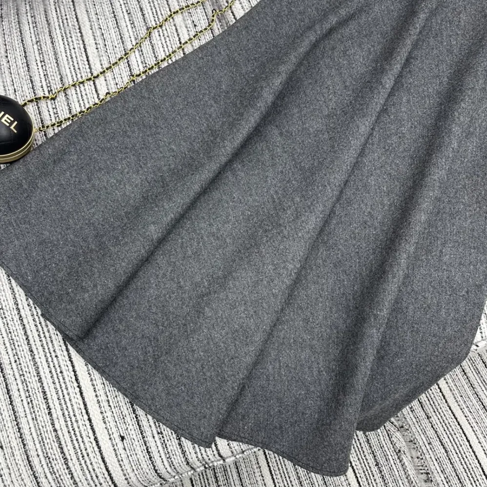 Dior Flared Mid-Length Skirt Gray Virgin Wool Tweed for Women Dior Flared Mid-Length Skirt Gray Virgin Wool Tweed for Women