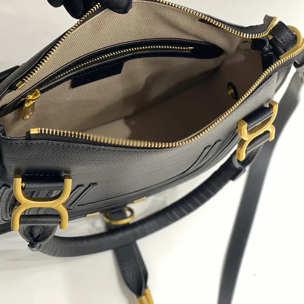 Chloe Small Marcie Bag in Grained Leather for Women in Black Chloe Small Marcie Bag in Grained Leather for Women in Black