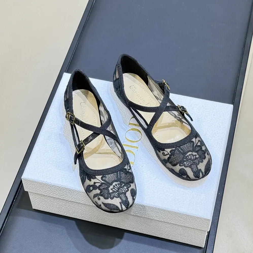 Dior Very Dior Ballet Flat Transparent Mesh Embroidered with Black Millefiori Motif for Women Dior Very Dior Ballet Flat Transparent Mesh Embroidered with Black Millefiori Motif for Women