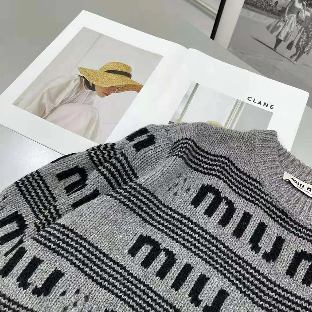 Miu Miu Cashmere Crew-Neck Sweater with Intarsia Knit Logo for Women in Gray