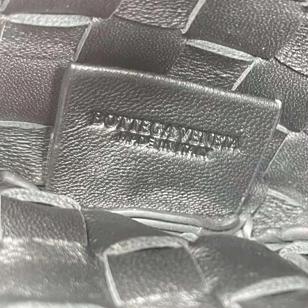 Bottega Veneta Mini Sardine in Supple Lambskin Leather for Women in Black Bottega Veneta Mini Sardine in Supple Lambskin Leather for Women in Black