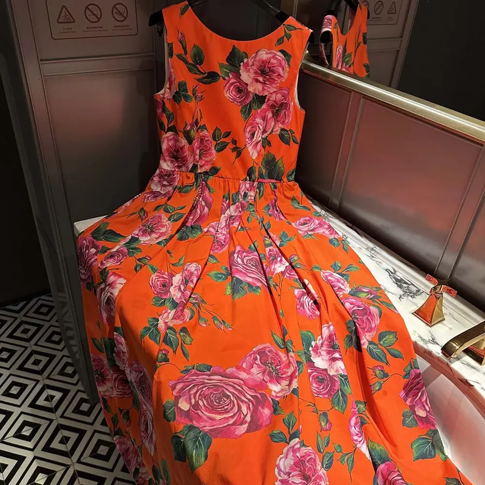Dolce Gabbana D&G Cotton Calf-length Babydoll Dress with Rose Print for Women Dolce Gabbana D&G Cotton Calf-length Babydoll Dress with Rose Print for Women