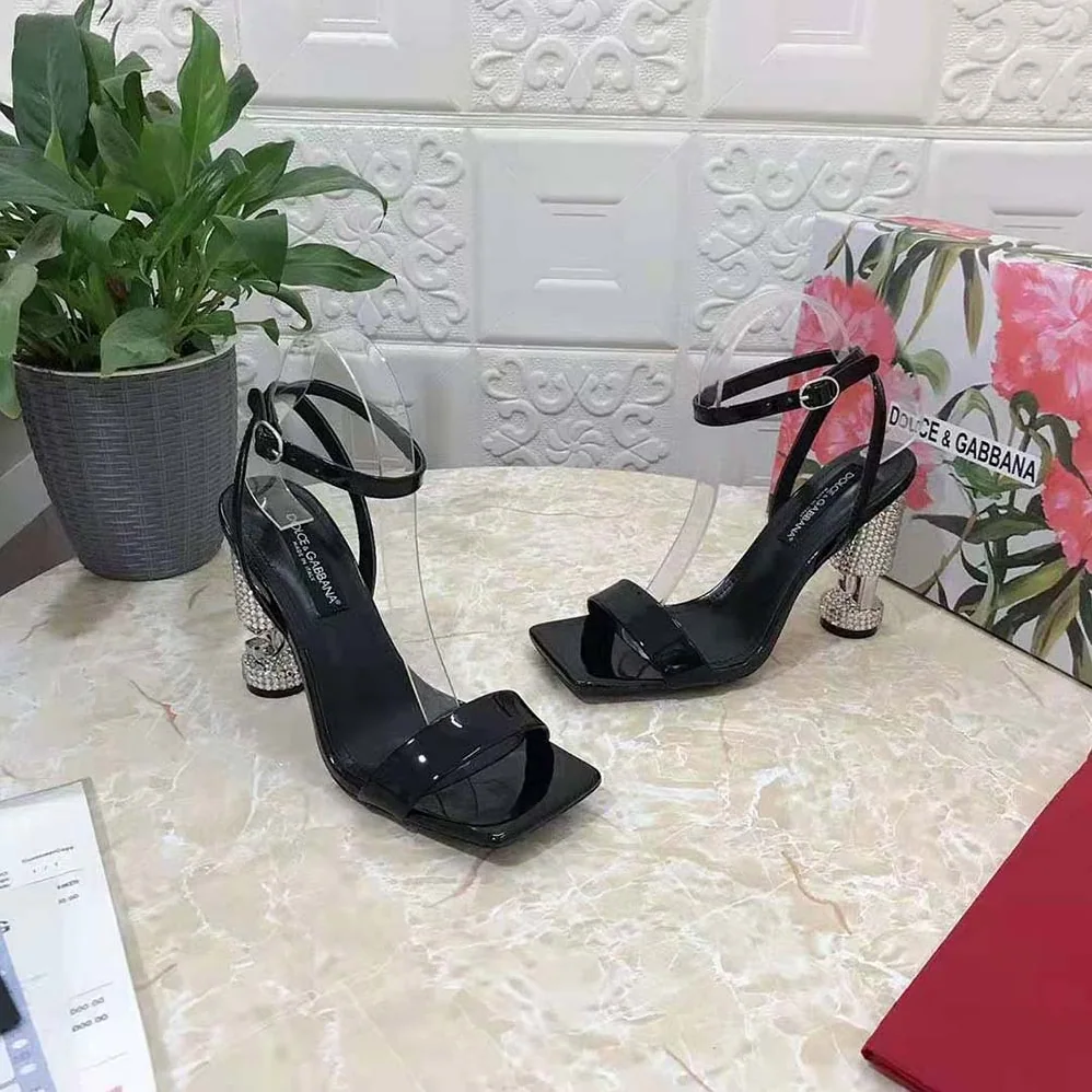 Dolce Gabbana D&G Polished Calfskin Pumps for Women Dolce Gabbana D&G Polished Calfskin Pumps for Women
