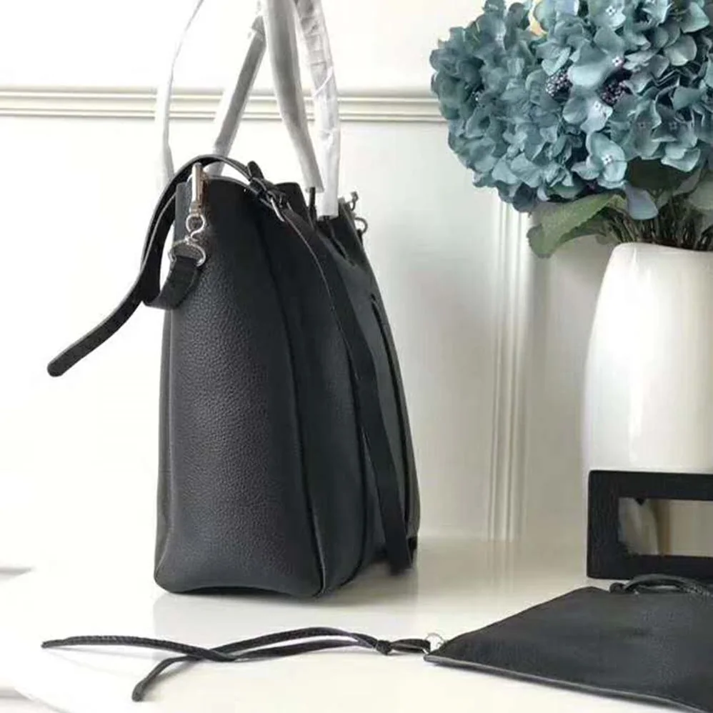 Balenciaga Everyday Tote XS Calfskin Tote with Thin Handles for Women